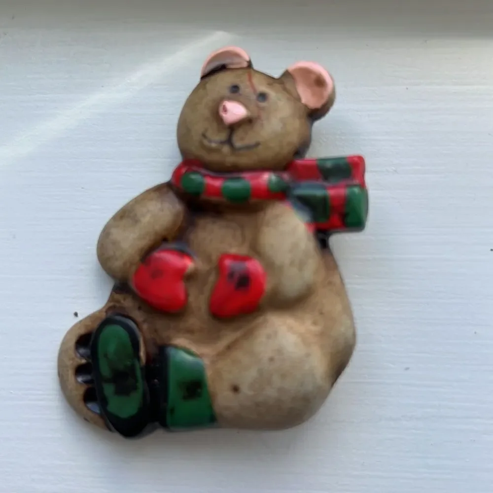 Lot of 3 kids Christmas pins.